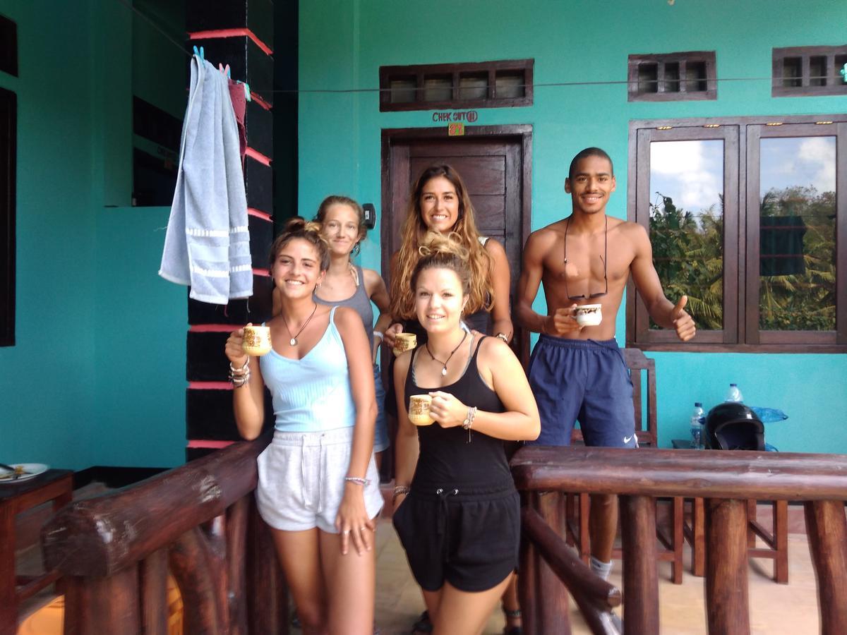 Breeze Hostel Kuta  Exterior foto